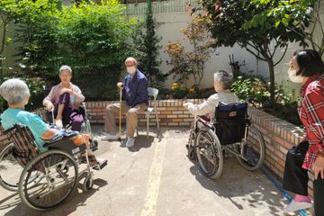 라라요양원